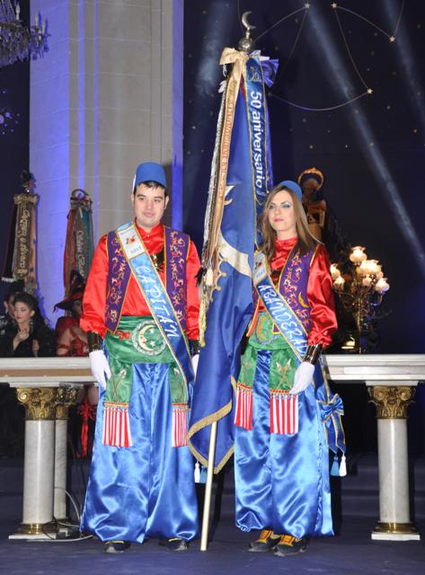 MorosdeElda's tweet photo. Proclamación de cargos 2015. "Un universo llamado Fiesta" http://t.co/UbG9Q79MZg