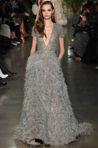 Notyoourbabe's tweet photo. I just cry everytime.
Elie Saab Spring/Summer 2015 couture http://t.co/YDxVK4uZAp