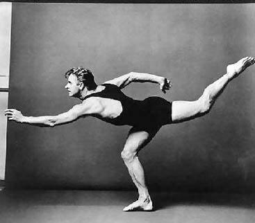Birthday: Mikhail Baryshnikov, ballet dancer, is 67; many happy returns to him   
