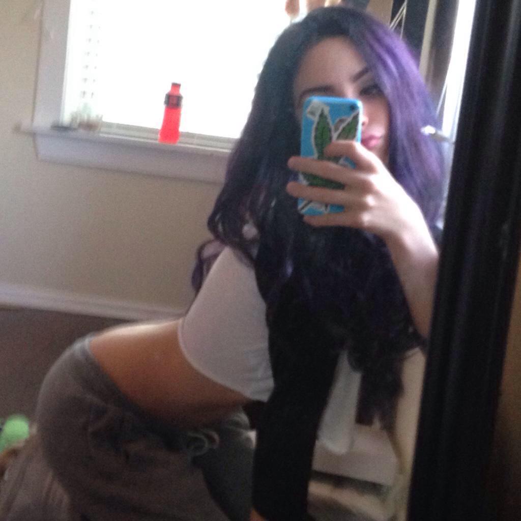 Whoops. I'm such a hoe😂😂