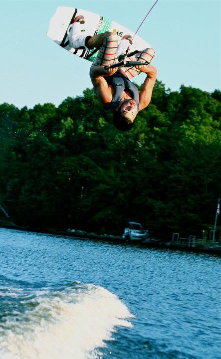 #RhodeIsland #Wakeboarder
"Ocean State Wakeboarding | Adam Swist" hubs.ly/y0t3XM0 by <a href="/WakeNewEngland/">WakeBoardNE</a>