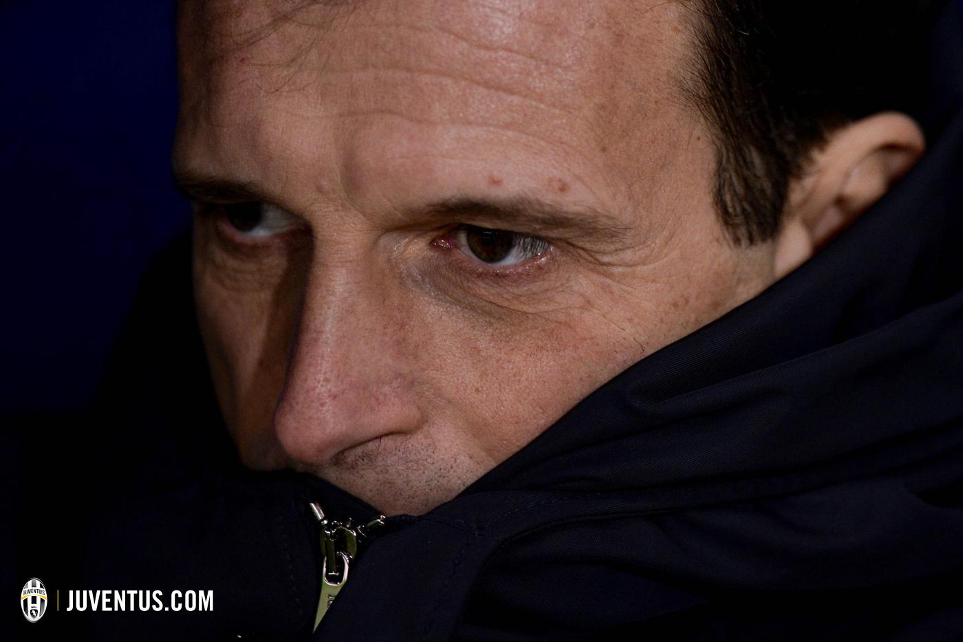 B8d_AO0IEAABMIn.jpg:large