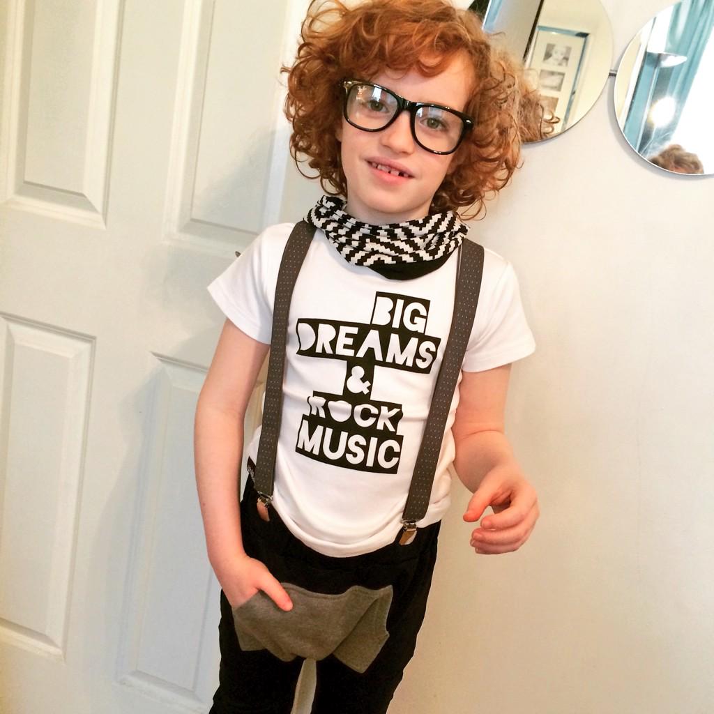 finsmumma's tweet photo. My little Rockstar in his new @cutegraffiti threads 🎸🎶🙉😂❤️ http://t.co/UHEua2EdUR