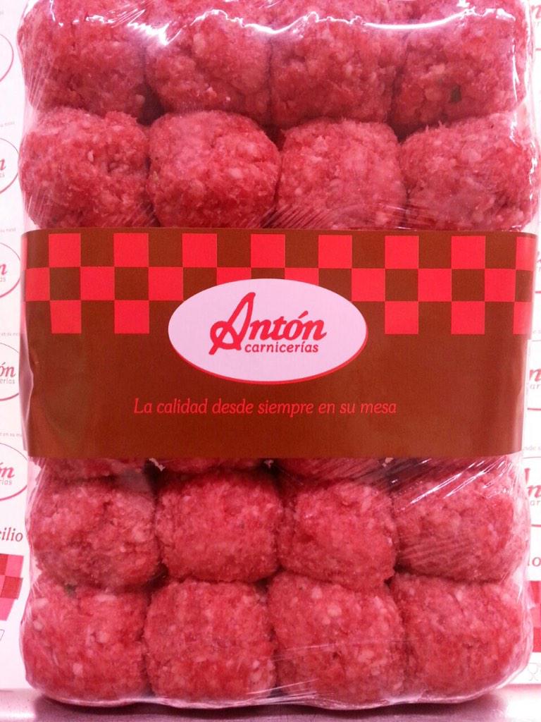 CarniceriaAnton's tweet photo. Estas, para la cena de hoy. Contadnos cómo las ponéis, y la receta q más nos guste tendrá premio :) ¡a los fogones! http://t.co/7rXswtWrtY