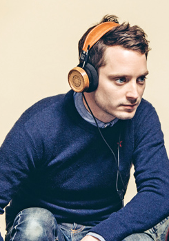 Dzi urodzinki obchodzi liczny Elijah Wood ^^
HAPPY BIRTHDAY! 