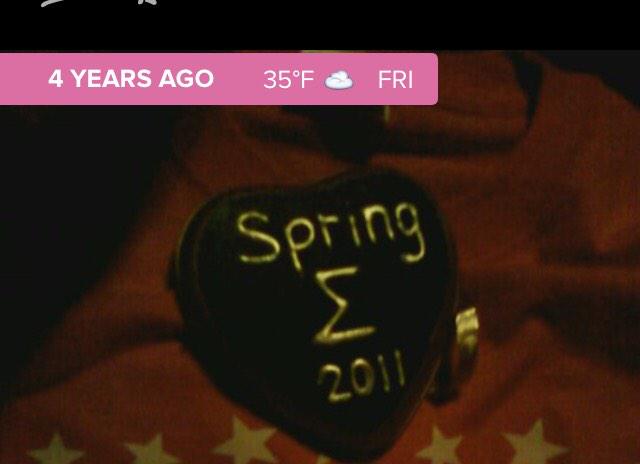 christine_barr's tweet image. throwback to when I got this craft on bid day and got confused as to if I was in delta or sigma 😂😂 #gdiproblems
