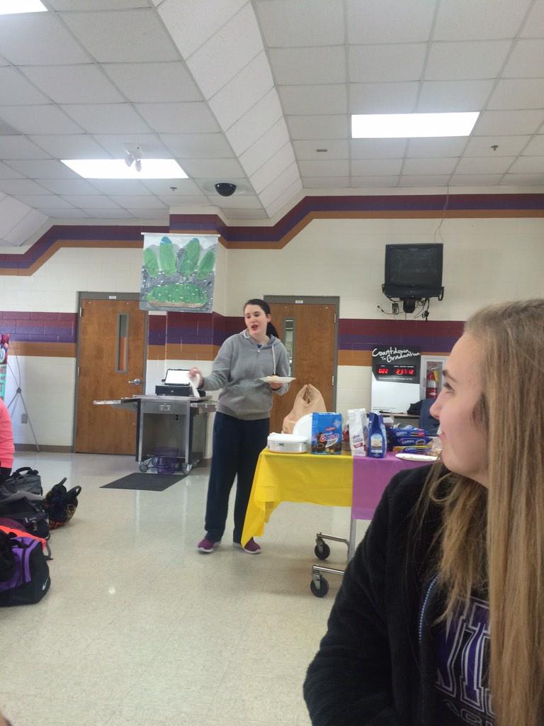 Kat is going to sass her way all the way to the double stuffed Oreos @unofficialHBIC