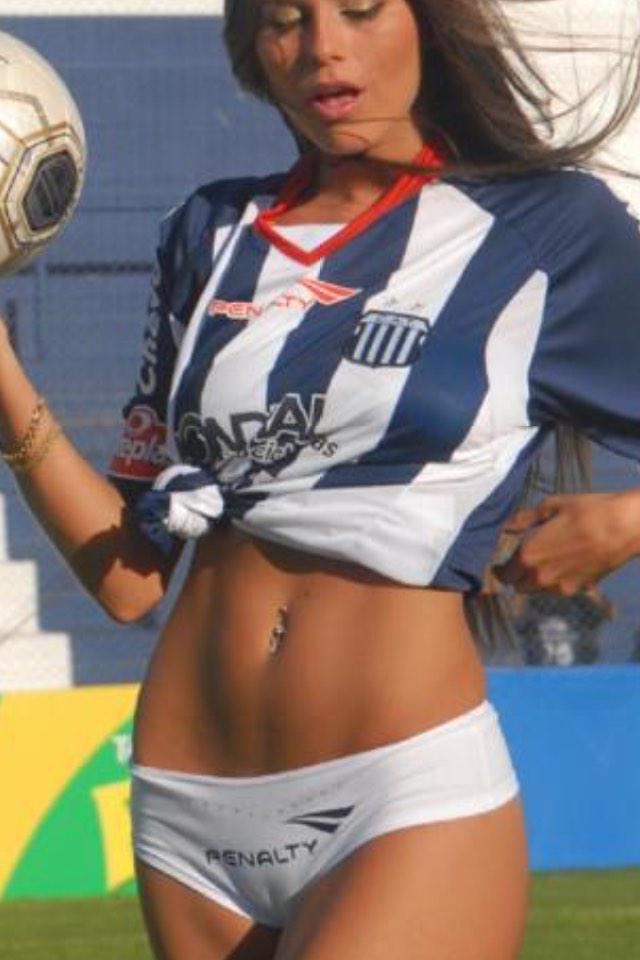 taromartinez's tweet photo. La empanada mas sabrosa de Córdoba y de talleres! #rialgorriau #EstoEsTalleres @rialjorge http://t.co/UdJrpdAPRv