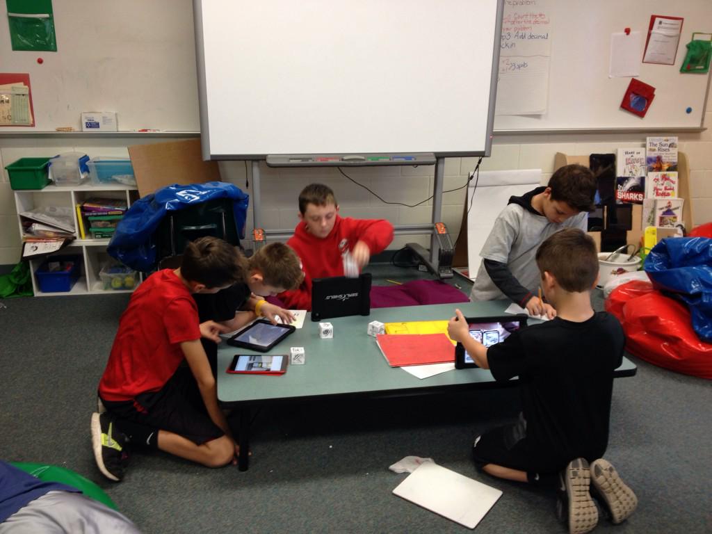 ImagineCreateCo's tweet photo. Learning about the periodic table through elements4d. Thanks @lesliefisher for showing me these #FETC2015 http://t.co/QTD60xus59