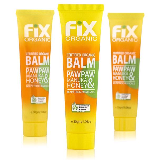 FixOrganic's tweet photo. NY resolution- stop using petroleum based lip balms #switchtosafer #organicskincare #fixorganic #pawpawbalm http://t.co/reG3s9EyT2