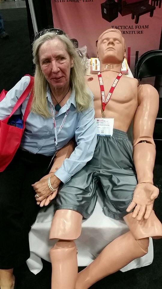 DummiesUnlimtd's tweet photo. #gotdummies Have you come by and taken a #selfie with the Dummies?
#firehouseworld2015 #dummiesunlimited http://t.co/jbEBxOXnmz