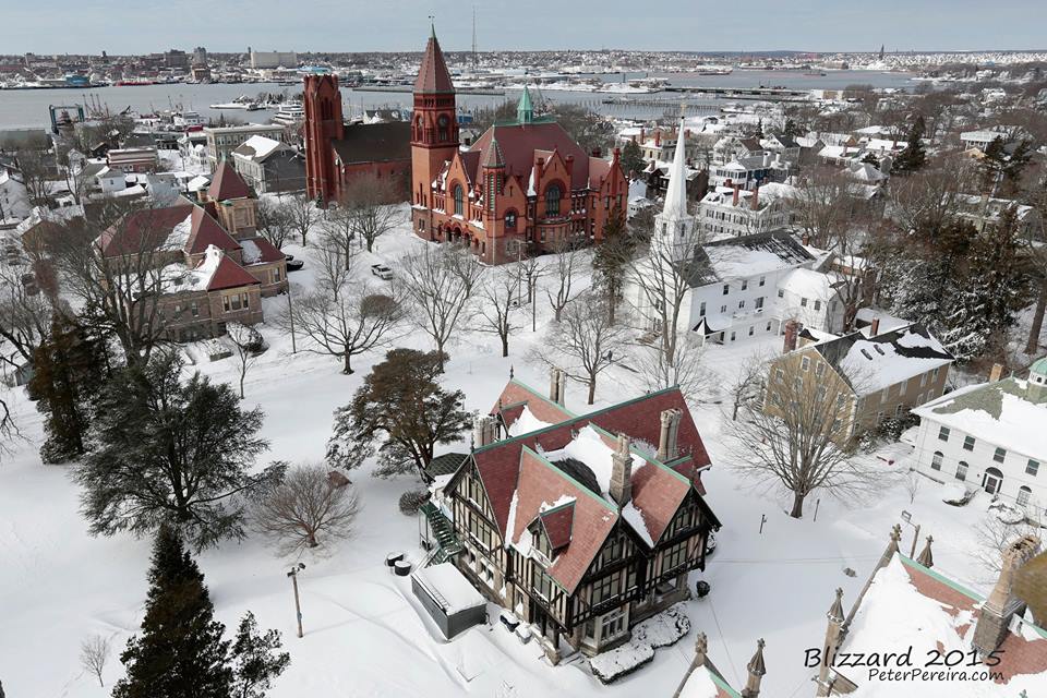 southcoasttoday's tweet photo. Check out @pereiraphoto's amazing pic of #Fairhaven, and all of our storm shots here ... http://t.co/WnkfktVNyt http://t.co/rdeFptjNzn