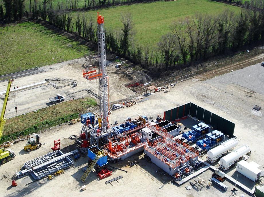 DrillmecRig's tweet photo. #Drillmec #Drilling #RigTechnology 1st rig MR8000 from #DrillmecIndia ready very soon #MakeInIndia for India peoples http://t.co/urQu0apZZD