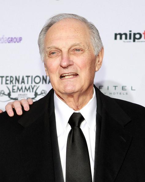 OLE HAWKEYE\S BIRTHDAY TODAY-Happy Birthday Alan Alda.Your a great actor to watch. 