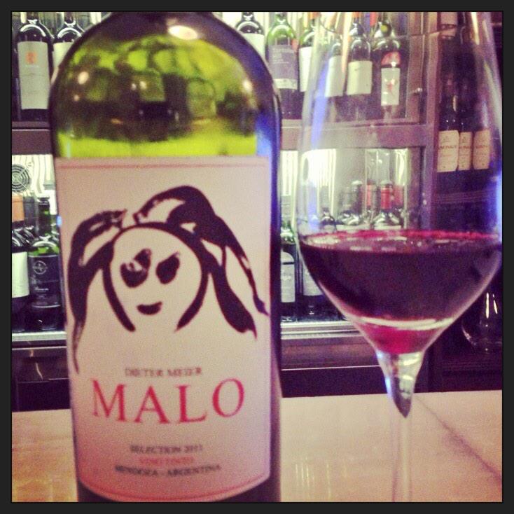 Cómo nos gusta este vino! Y ya no hay mas!!! #Malo #Malbec <a href="/OjoDeVino/">Bodega Ojo de Vino</a> Últimas 3 botellas a la venta... Están avisados