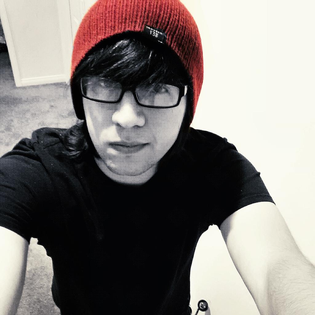 TheAgentOfDoom's tweet photo. #Me #iActuallyLikeThisOne http://t.co/5iSbFnDP3W