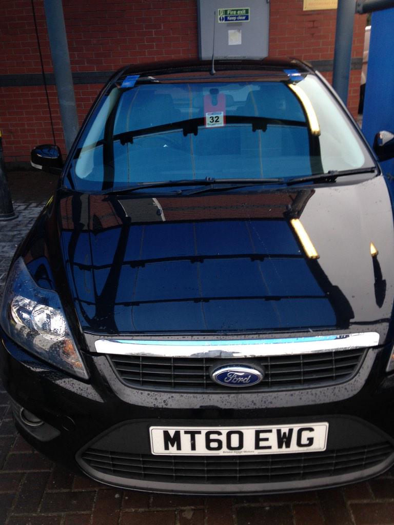 repairascreen's tweet photo. Today's windscreen replacements. http://t.co/zyC3Bff2BZ