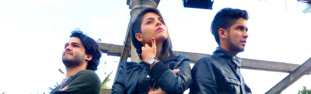 Ciudad_Sonica's tweet photo. @Le_Mua se van para México y tú puedes ayudarlos en su campaña de @uonset http://t.co/0zdXwwEME6 http://t.co/MPHbJmgOU8