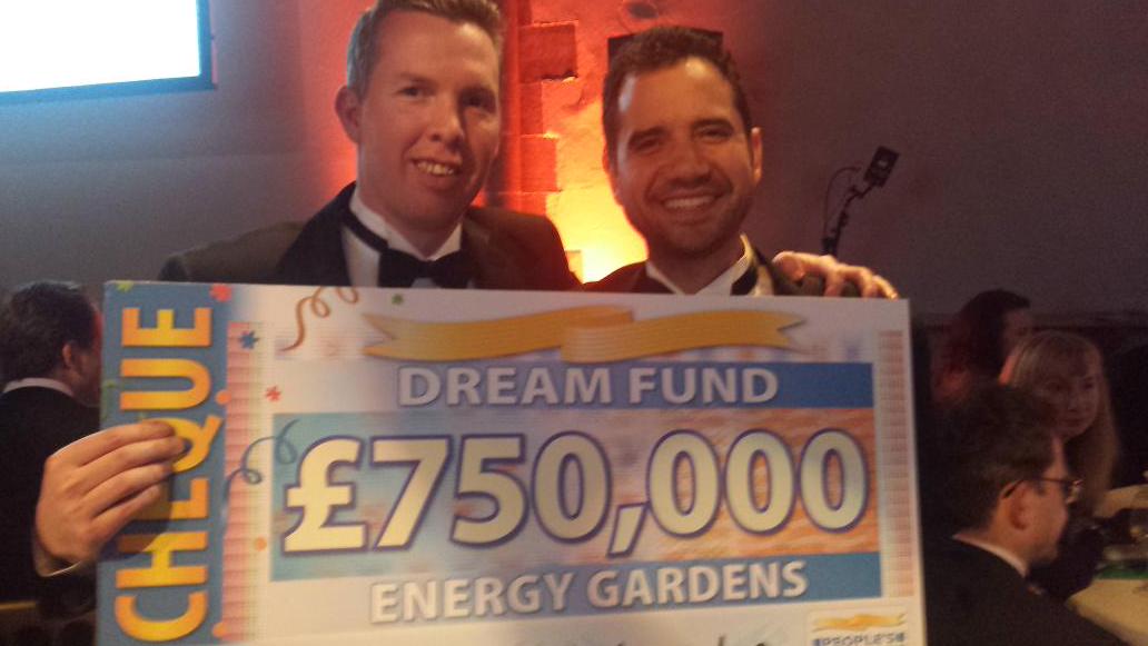 bencoles7's tweet photo. @PostcodeLottery THANKYOU so, so much from @GroundworkLON  @RepowerLondon #energygarden #PPLCharityGala http://t.co/D8O3GEjyuv