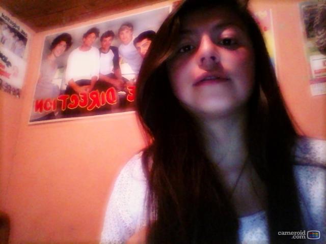 Ladyald1505's tweet image. Escuchando One Direction Es Lo Mejor 
Olvidarme De Los Problemas, Tristezas 
#ILoveOneDirection