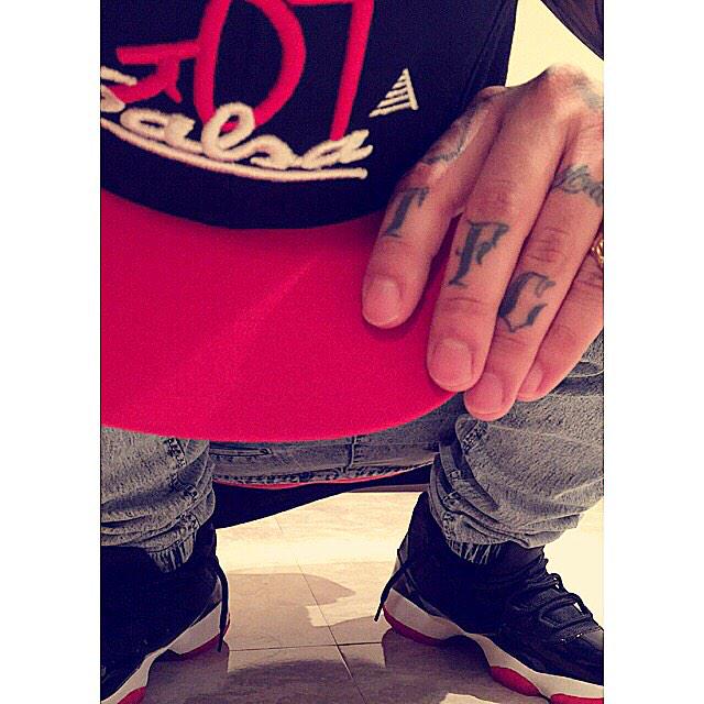 HiToneValenz's tweet photo. Some got swag, Some #GotSalsa http://t.co/lVge5faqyr