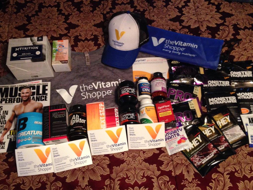 iBelieveInFts's tweet photo. 💥MASSIVE SUPPLEMENT GIVEAWAY!💥
Includes shirt and string bag!!
1.RETWEET
2.FOLLOW @VitaminShoppe &amp; @iBelieveInFts http://t.co/oES2vXCnzw