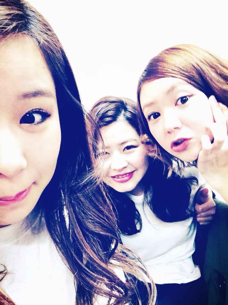 1_riii3's tweet photo. オープニングステップ踏めなくて
周りに怒られたなー💓懐かしい〜
でも家と職場に招待状なんて
送って来ないで🙏きゃぴ http://t.co/NzHjtSsamH