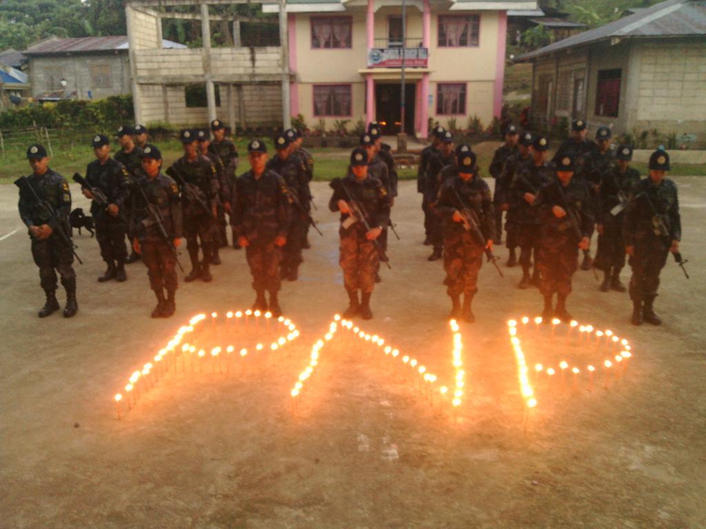 EndozoLean's tweet photo. #candlelighting #moment of prayer
# sympathy
#fallen Heroes
#PNP SAF
#restinpeace @pro7official  @RDPRO7 @rpcrd7pnp http://t.co/7mjscumhNf