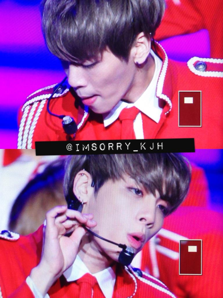 150128 Jonghyun @ Liaoning TV '2015 China Spring Festival' B8ebUVKCMAA8y1Z