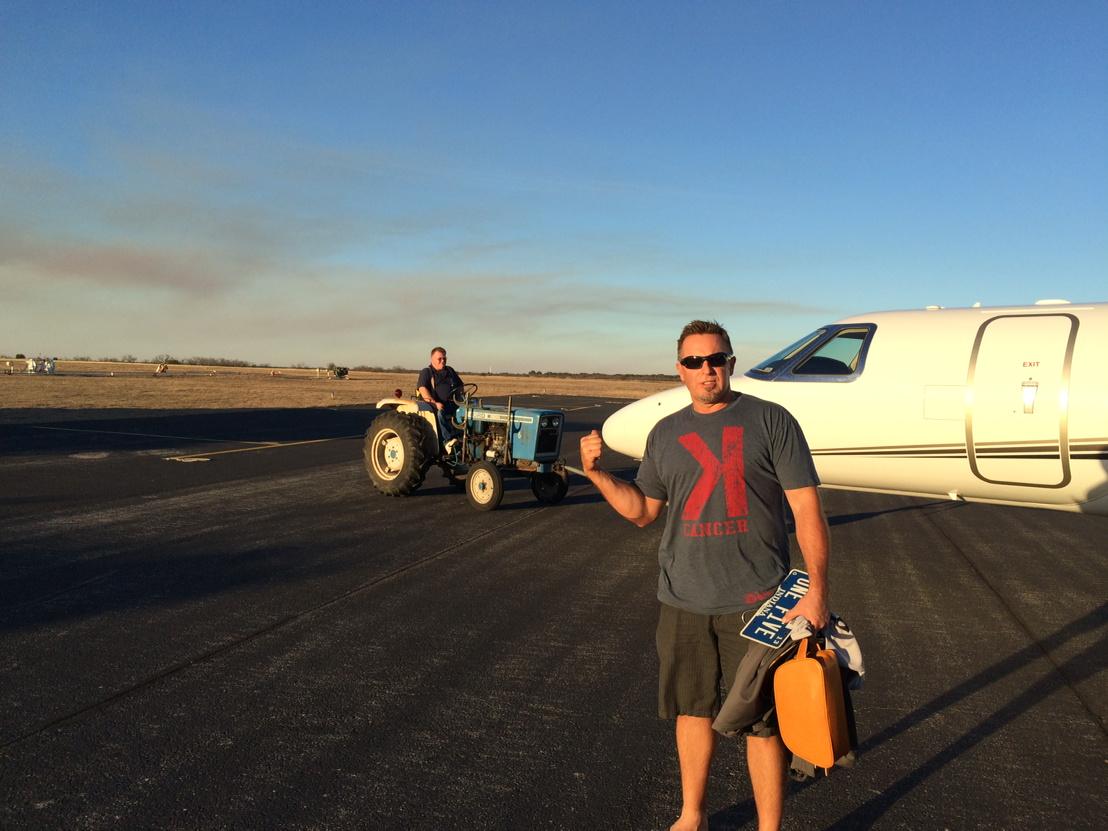 KMillar15's tweet photo. Just landed at the ranch for the night I guess the ford 1900 has the rest #BallingInBradyTX #ChampionRanch http://t.co/7gfVgFg9cN