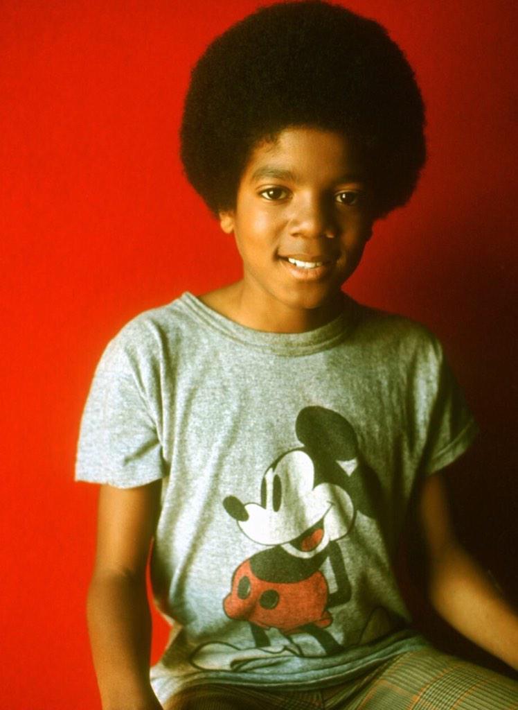 mjkingforever's tweet photo. Cutest child in the world. 😍
#MJFOREVER http://t.co/z8UVR41cP6