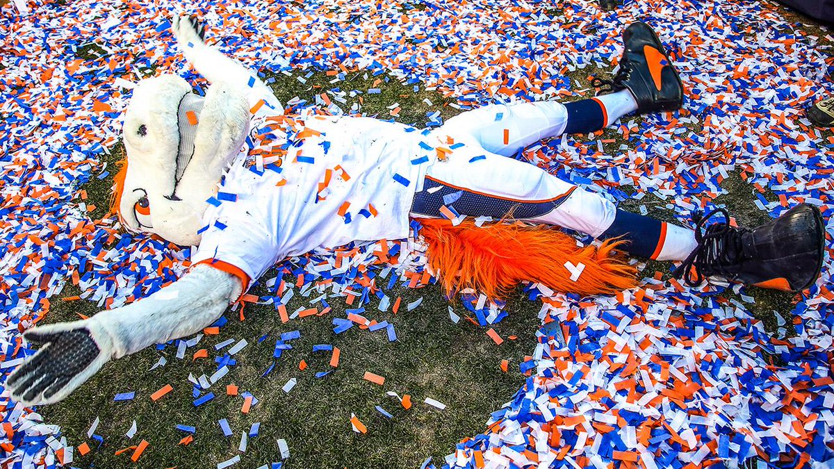 Broncos's tweet photo. .@NFL: Does this count?

#NFLSnow http://t.co/ftQULWzCe6