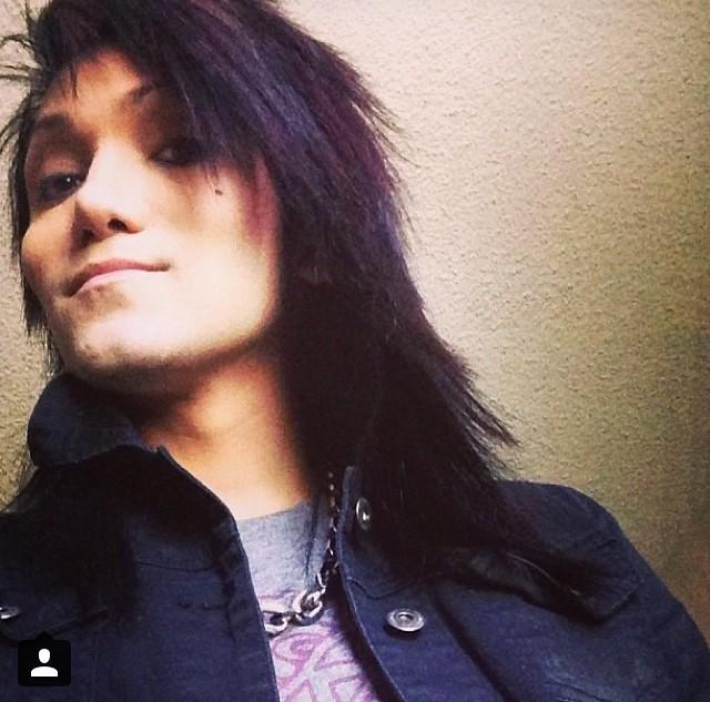 DoYourWorst1797's tweet photo. HAPPY BIRTHDAY ASH!!!! Hope your birthday is going well! My 18th birthday is tomorrow!! ❤❤🎉💝🎈🎂 http://t.co/00TQVH1tW1