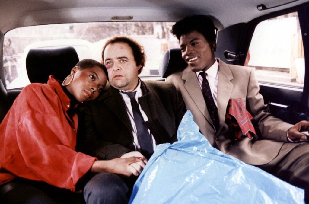ManjackFamilys's tweet photo. Pour les couche tard jvous conseille ce film.. Black mic mac le meilleur film français des barres 😭 http://t.co/Ir0i7BkiXm