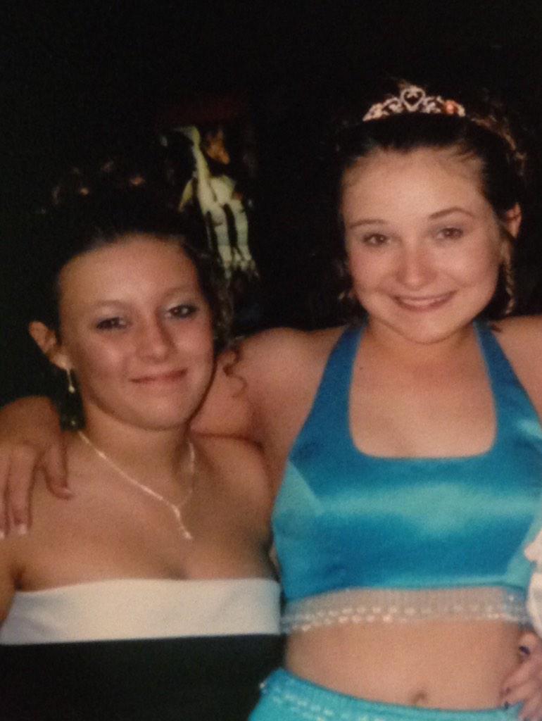 cadywillow85's tweet image. Oh my!!! #prom2003 #seniors