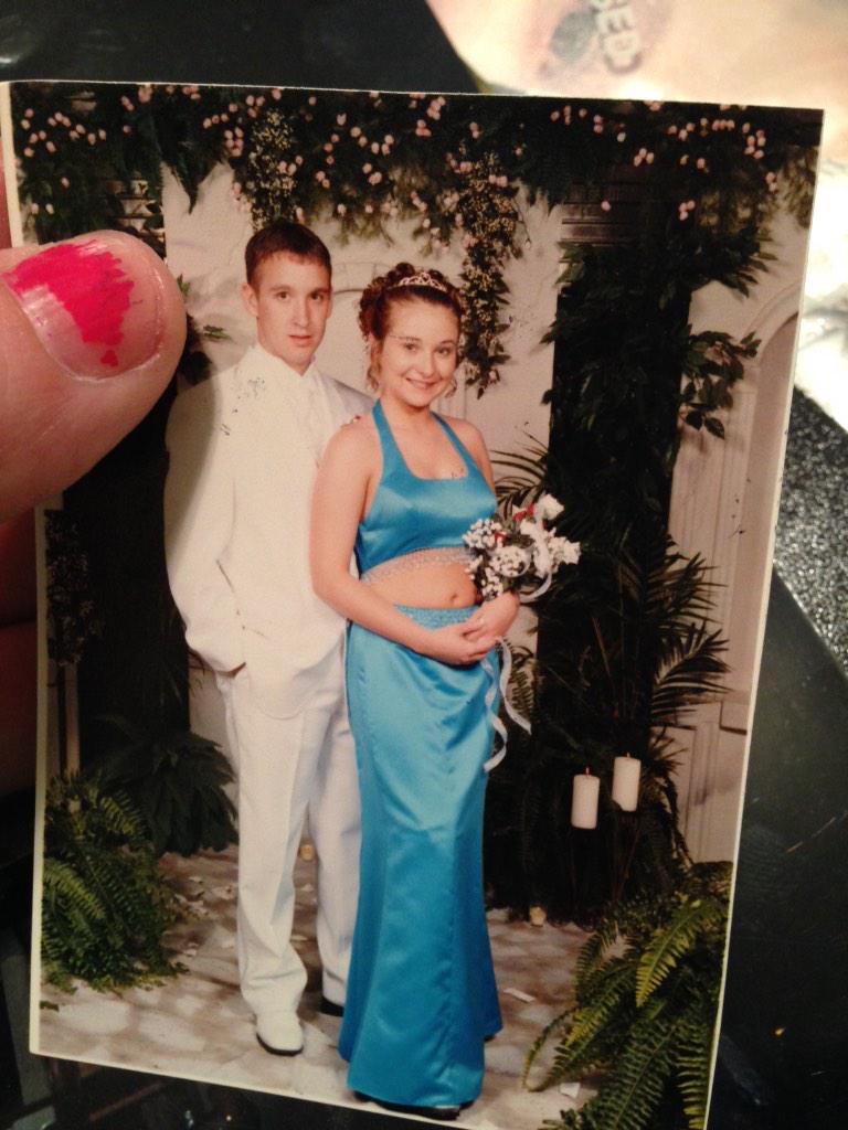 cadywillow85's tweet image. Oh my!!! #prom2003 #seniors