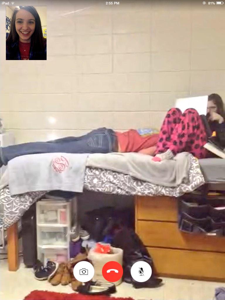 mallorykayj's tweet photo. #RelationshipGoals http://t.co/9ekGoRrnvh