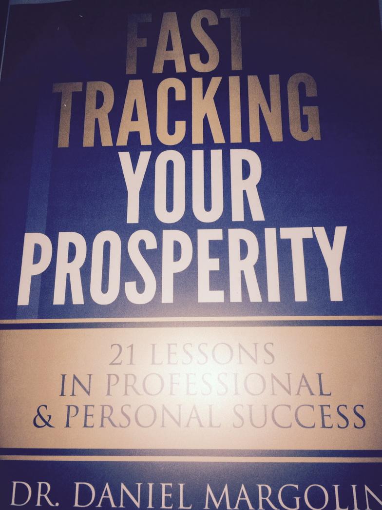 AmyJjjjj's tweet photo. #FastTrackingYourProsperity the new book written by my husband is off for publishing ready on 2 weeks can't wait!!! http://t.co/HeOS4Rf1Jp