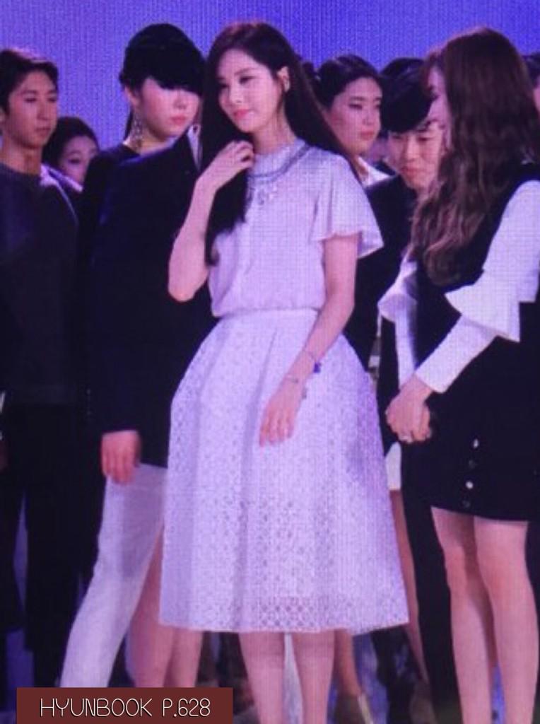 [PIC][29-01-2015]TaeTiSeo xuất hiện tại Lễ mở màn "Fashion Kode 2015 FW" với tư cách là Đại sứ vào trưa nay B8f2kUnCQAA1jA6