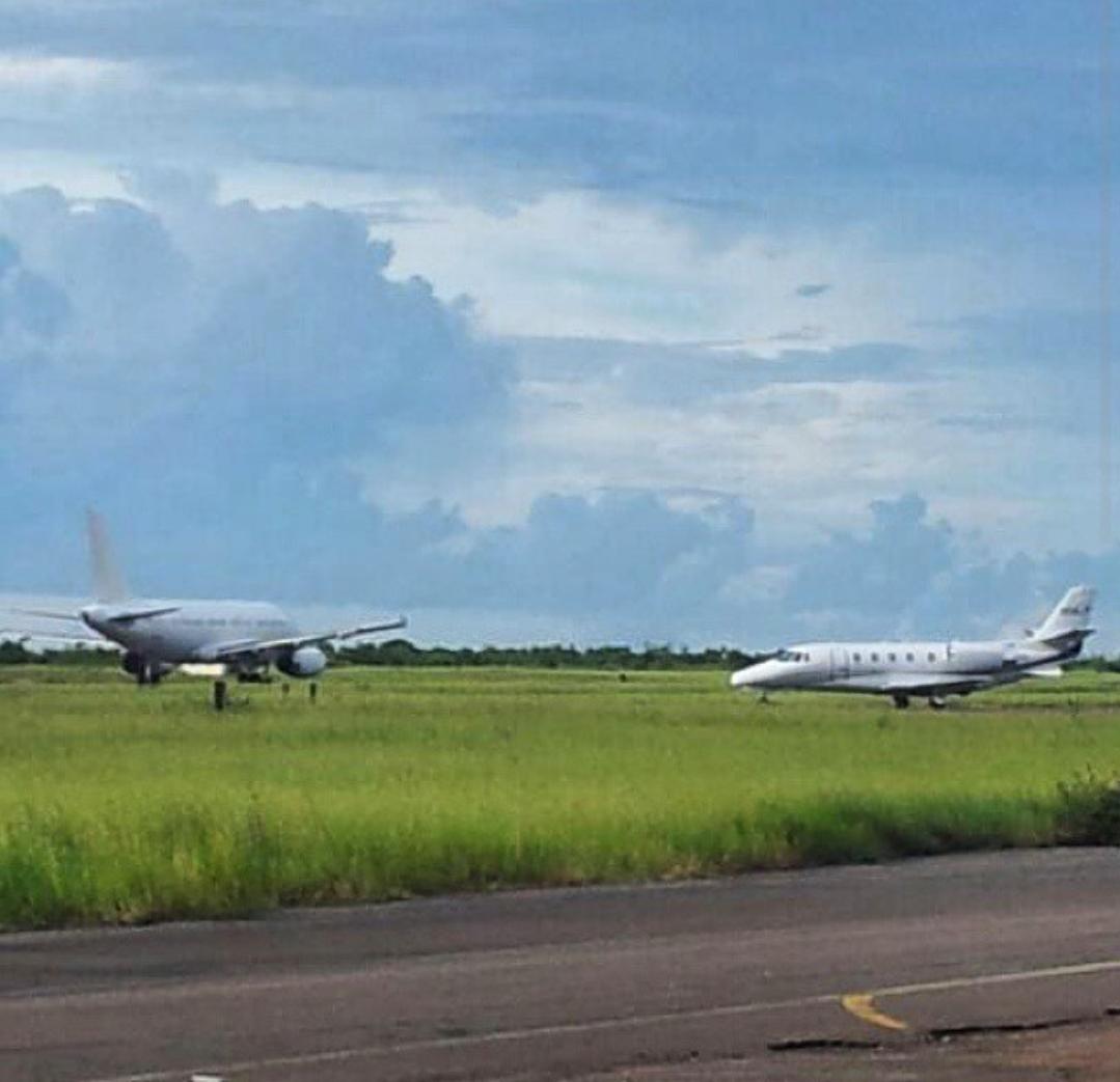 Aviones Administrativos y Transporte VIP  - Página 2 B8fGIGrIAAAeKoO