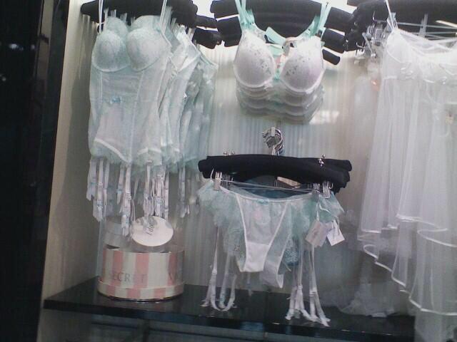 Lookin for some new stuff..😏😉 anyone wanna hang out