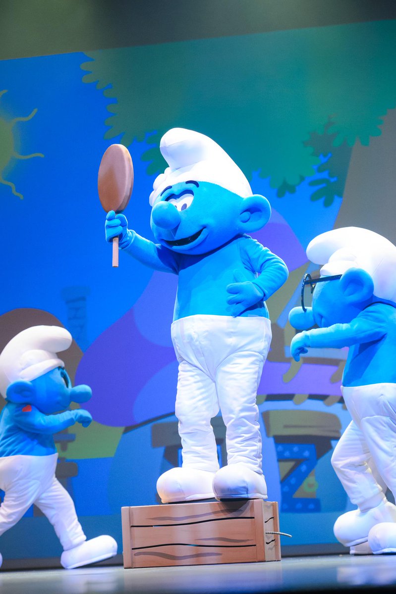 #Retweet or #Favourite this tweet to vote for #VanitySmurf as #SmurfOfTheDay