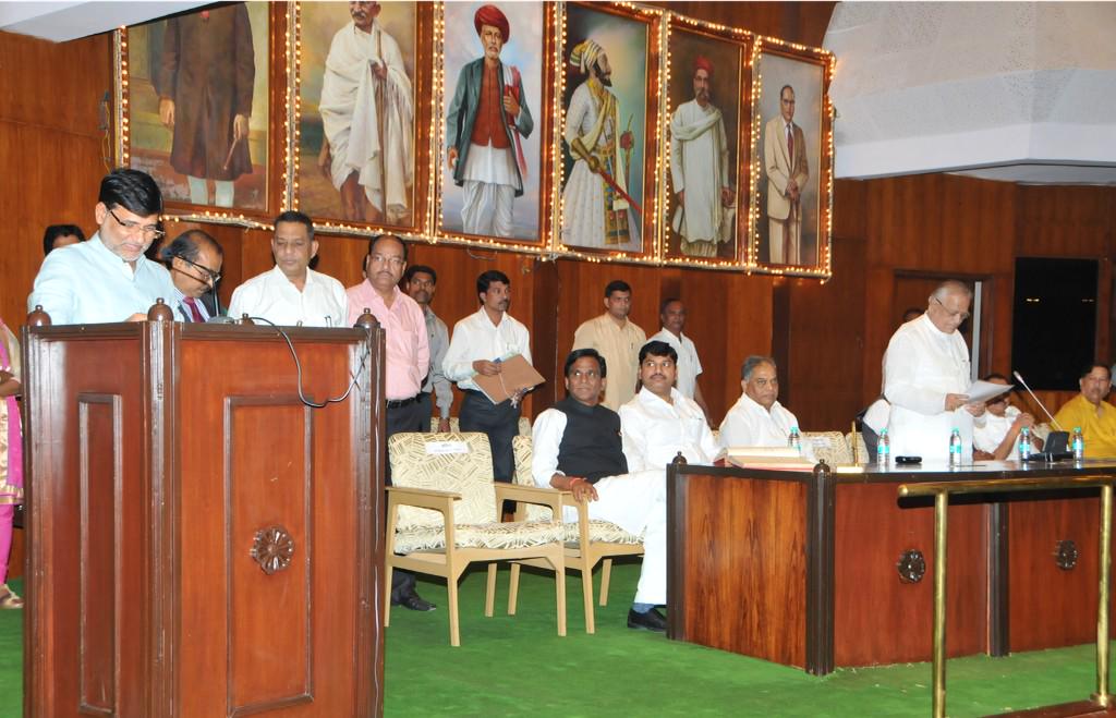 Dev_Fadnavis's tweet photo. Congratulations to Smitatai Wagh,Mahadevji Jankar &amp; Vinayak Meteji on taking oath as MLCs of Maharashtra ! http://t.co/ZGMTQptZzq