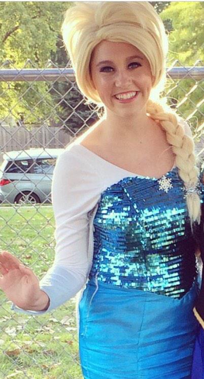 Happy Birthday to my idol, Dolly Parton. 