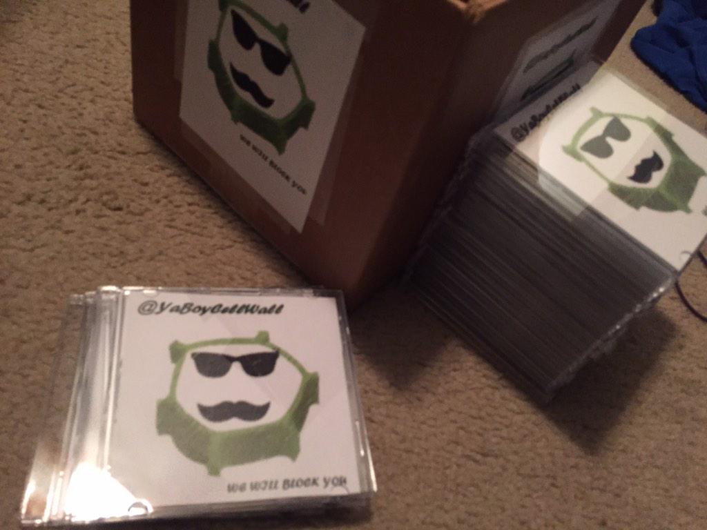 YaboyCellWall's tweet photo. It's here. Pick up yo mixtape tomorrow at 2nd period Bio @thebiospace #AHSOIC15 http://t.co/fz3o1nud6i