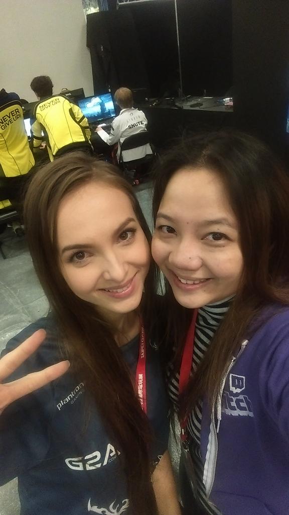 MonaVolary's tweet photo. @Fasffy it's great to finally see you ! @IEM #IEM Taipei http://t.co/vdmtE9na8N
