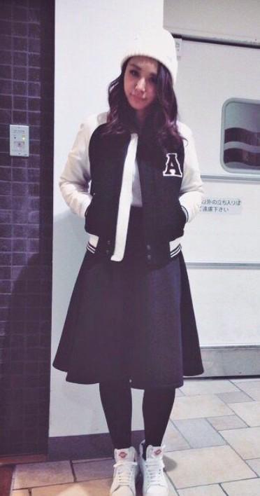 Aula Aila A Twitter タレントの鈴木紗理奈さんがtv出演にてaulaailaのアイテムを着用して下さいました スタジャン 39 000 Tax ニット ウレタンワンピース 21 000 Tax お問い合わせはこちらまで Http T Co Aj43mcqdni Twitter