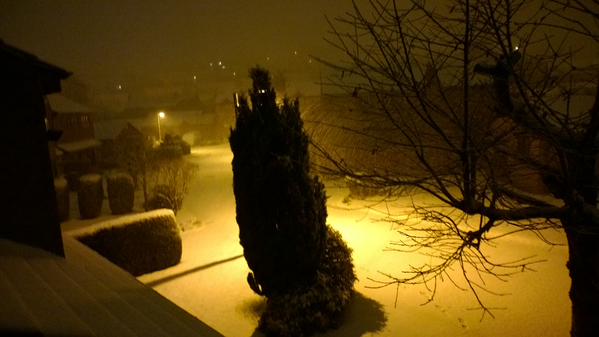 BBCSheffield's tweet photo. We'd love you to send us your photos of the snow. Either tweet us or drop us an email radio.sheffield@bbc.co.uk http://t.co/8clRgoYXY5