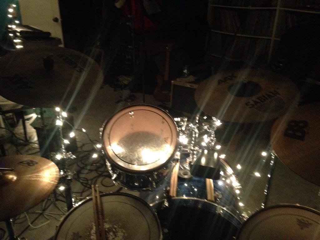 excusesx2's tweet photo. Day one of the #butterfieldsessions #homerecoding #studio #live #offthefloor gotta have #mood #lighting http://t.co/6buGQcHjHY