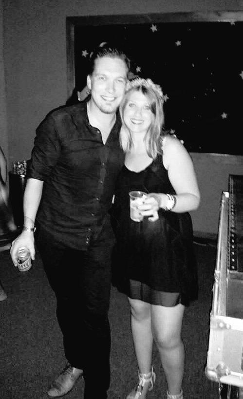 iri1982's tweet photo. #ThrowbackThursday Few weeks ago in Cancun with the awesome Ike Hanson #btti2015 @hansonmusic http://t.co/ZFsQ8kjLhu